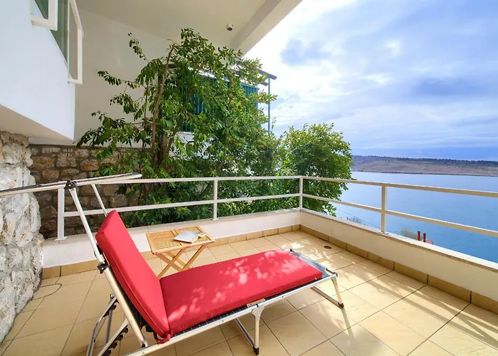 Six Apartamento Kraljevica
