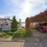 Apartament Six *